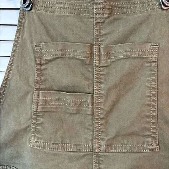 Kuhl Kultivatr Khaki Green Women's Overalls Size 10 x 31 Women’s - Picture 5 of 9